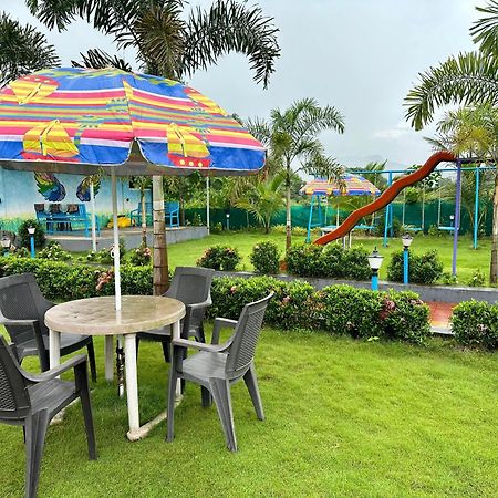Karjat Ap Resort Esterno foto