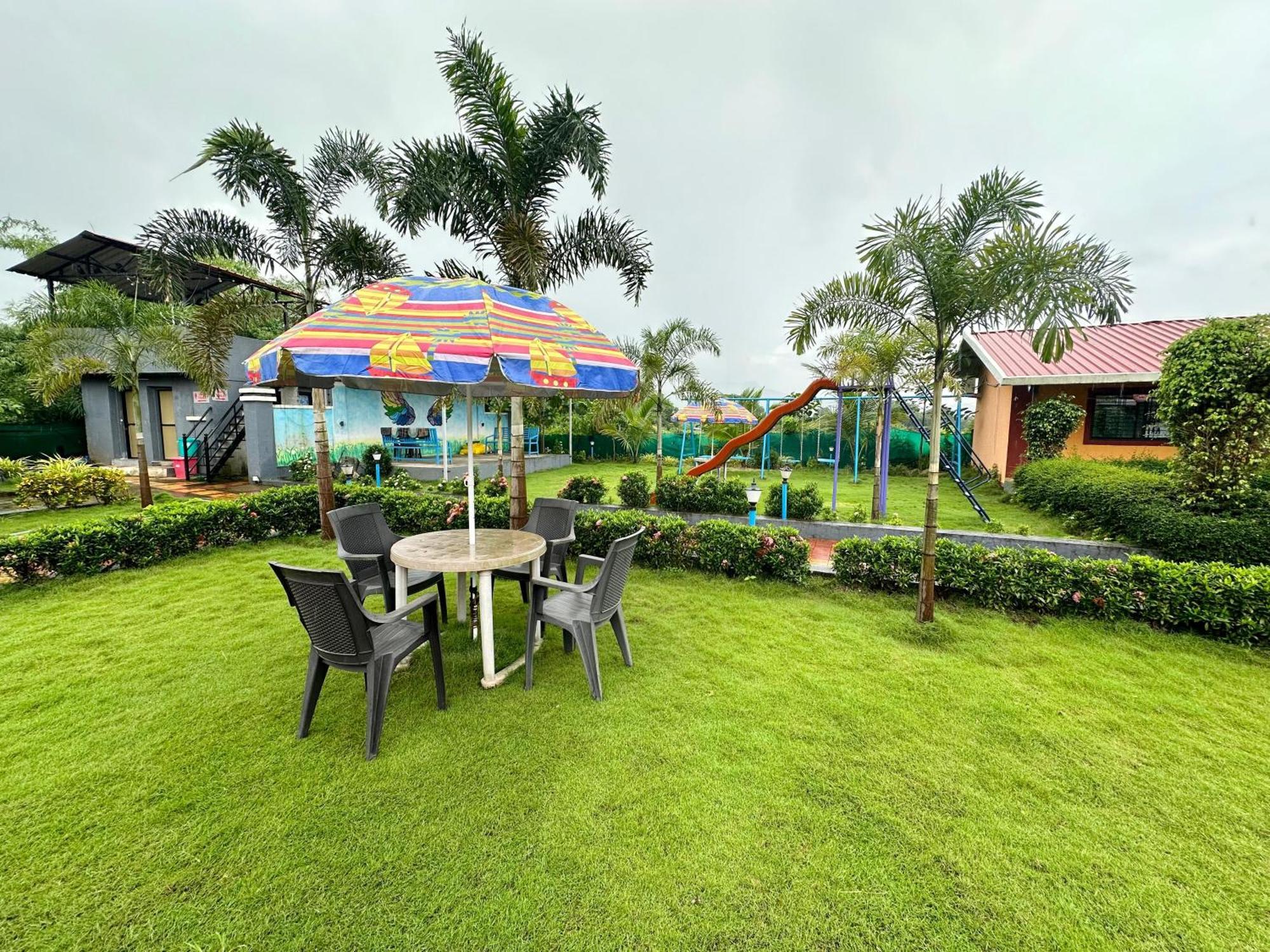 Karjat Ap Resort Esterno foto